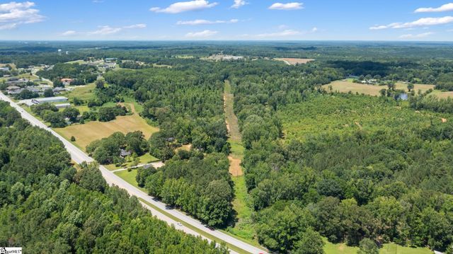 23425 Highway 76 E, Clinton, SC 29325