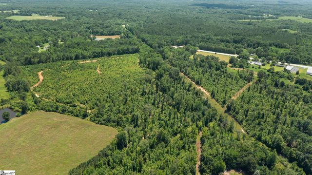 23425 Highway 76 E, Clinton, SC 29325