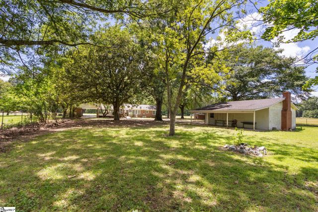 23425 Highway 76 E, Clinton, SC 29325