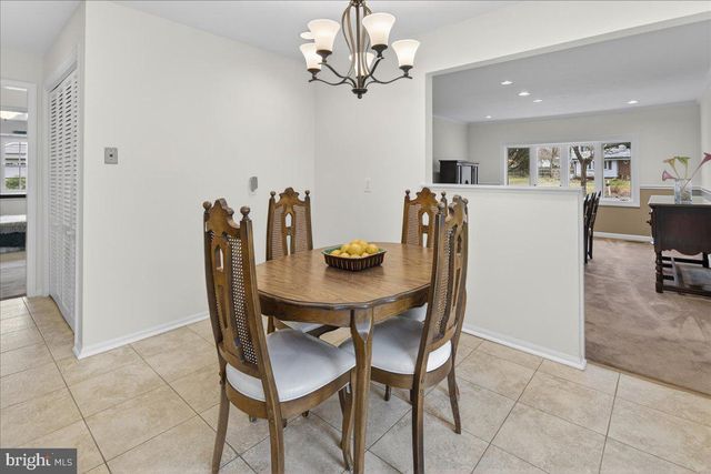 7 STANFORD CT, East Windsor, NJ 08520