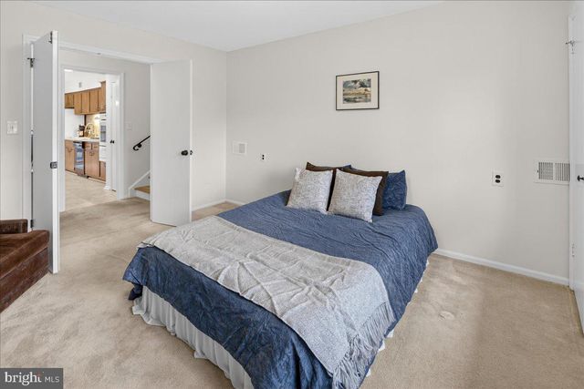 7 STANFORD CT, East Windsor, NJ 08520