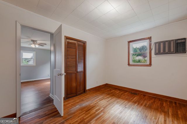 794 Halls Valley Road, Trion, GA 30753