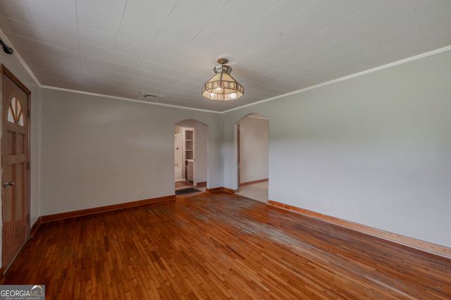 794 Halls Valley Road, Trion, GA 30753
