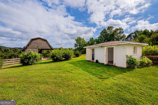 794 Halls Valley Road, Trion, GA 30753
