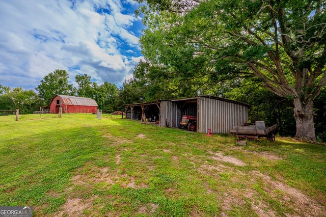 794 Halls Valley Road, Trion, GA 30753