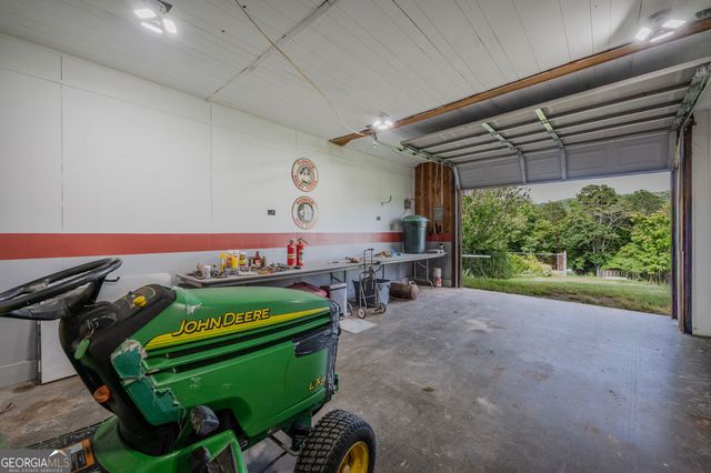 794 Halls Valley Road, Trion, GA 30753