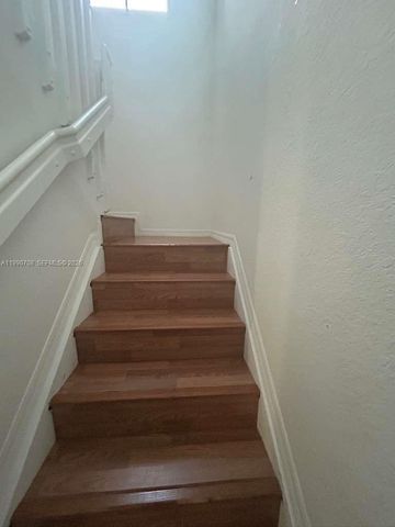 760 SW 6th Ct ., Florida City, FL 33034