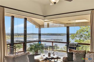 1525 W Lakeside Drive, Canyon Lake, TX 78133