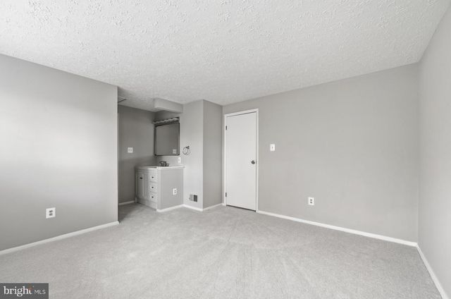 2838 RAYMOND CT, Falls Church, VA 22042