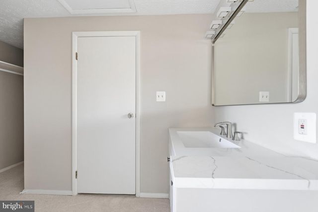 2838 RAYMOND CT, Falls Church, VA 22042