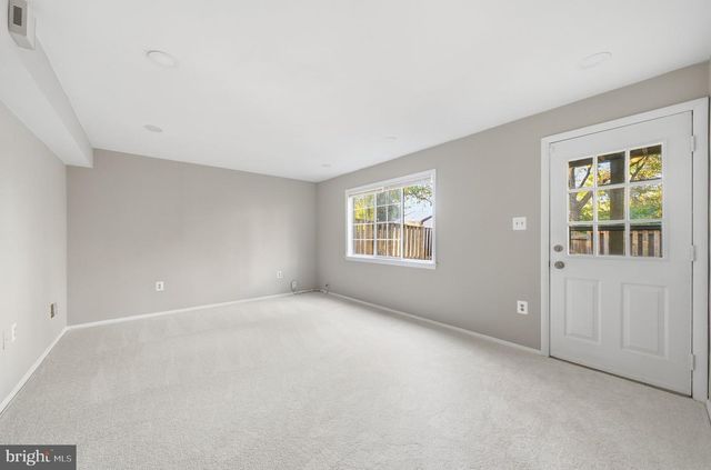 2838 RAYMOND CT, Falls Church, VA 22042