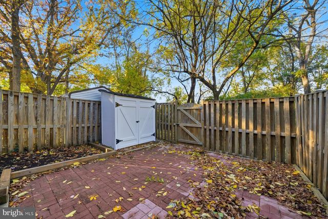 2838 RAYMOND CT, Falls Church, VA 22042