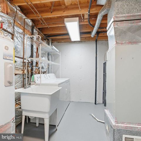 2838 RAYMOND CT, Falls Church, VA 22042