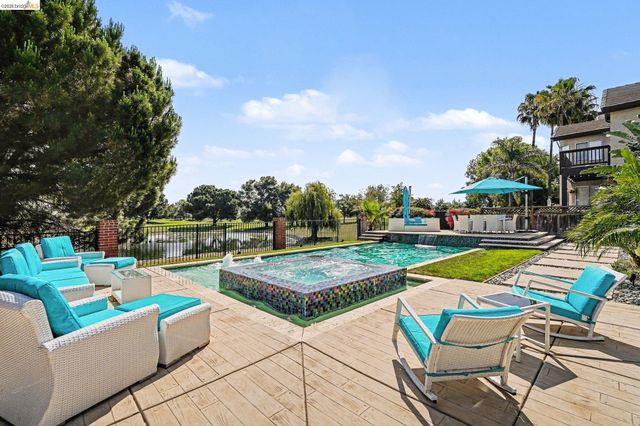 2127 Prestwick Dr, Discovery Bay, CA 94505