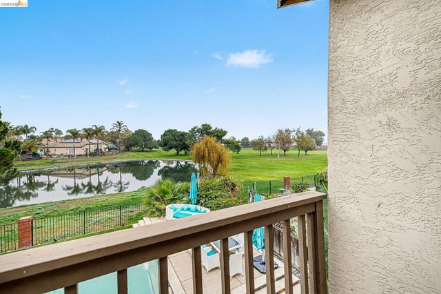 2127 Prestwick Dr, Discovery Bay, CA 94505