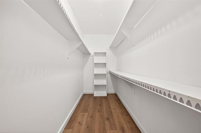 359 N Post Oak Lane 127, Houston, TX 77024