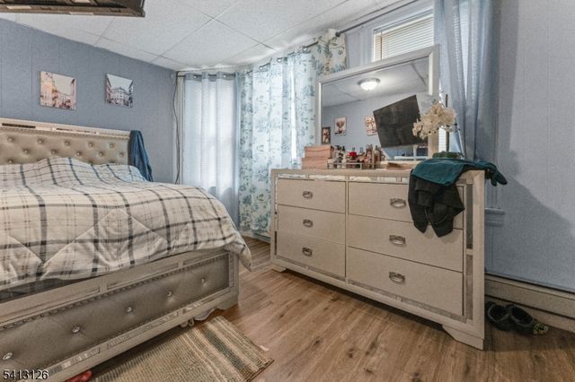 160 Burgess Pl, Passaic City, NJ 07055