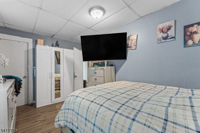 160 Burgess Pl, Passaic City, NJ 07055