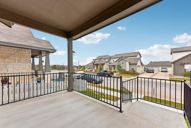 124 Tenny LN, Kyle, TX 78640