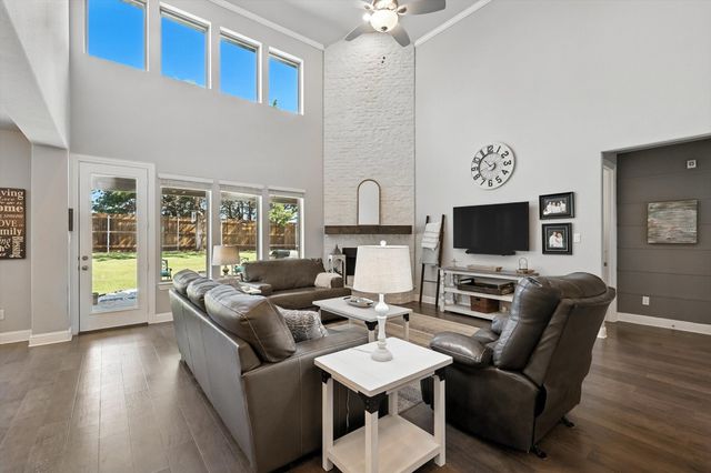 7431 Bald Cypress Drive, Ovilla, TX 75154