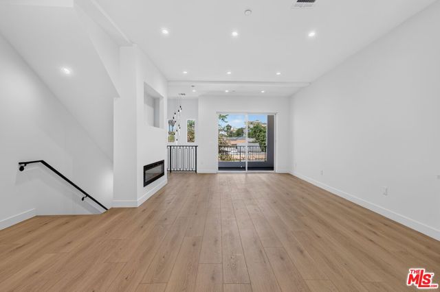 2420 N Council Street, Los Angeles, CA 90026