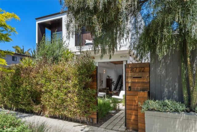 417 Sunset, Los Angeles, CA 90291