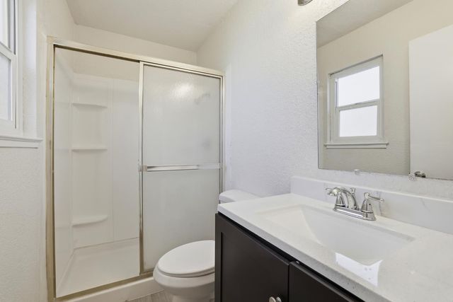 8054 Pegler Way, Sacramento, CA 95823