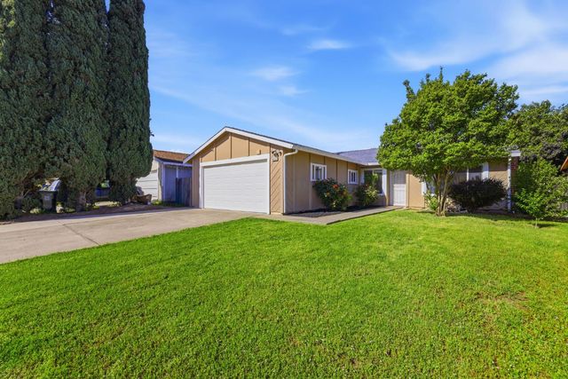 8054 Pegler Way, Sacramento, CA 95823