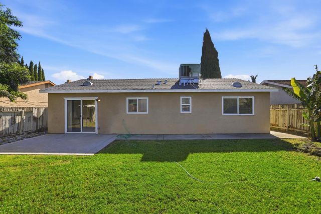 8054 Pegler Way, Sacramento, CA 95823