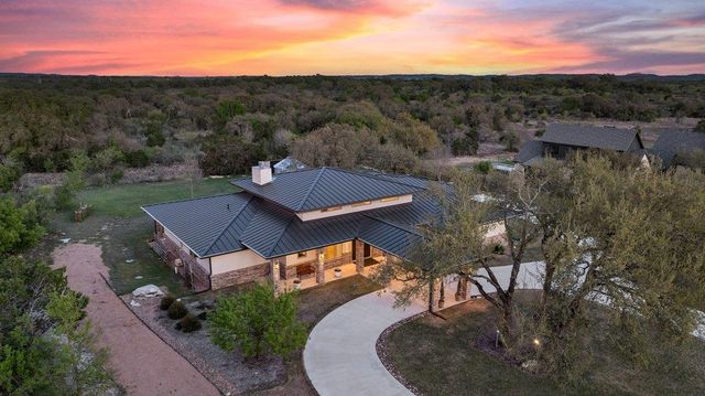 405 Spicewood Trails DR, Spicewood, TX 78669