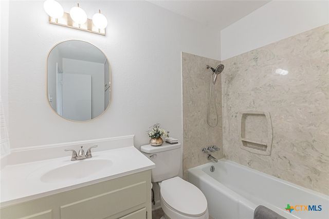 704 W Mary Jane Drive, Killeen, TX 76541