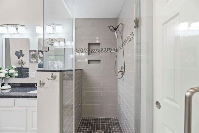 15831 Jamie Lee Drive, Houston, TX 77095