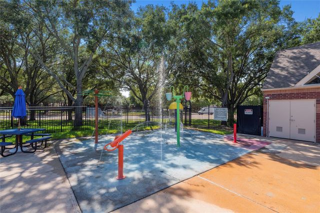 15831 Jamie Lee Drive, Houston, TX 77095