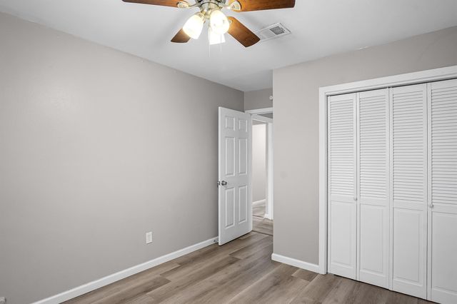 3210 Valley Brook Drive, La Porte, TX 77571