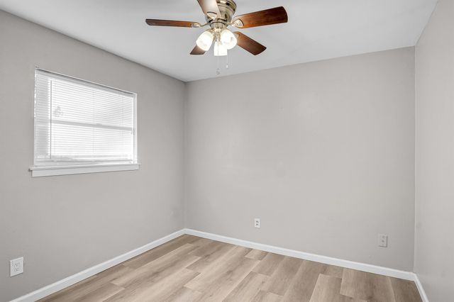 3210 Valley Brook Drive, La Porte, TX 77571