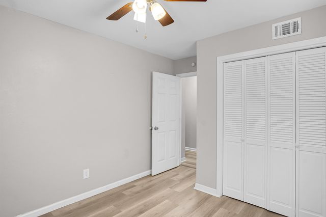 3210 Valley Brook Drive, La Porte, TX 77571