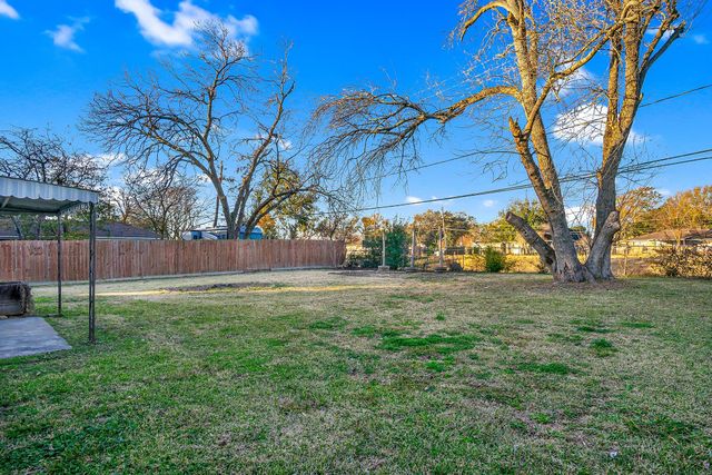 3210 Valley Brook Drive, La Porte, TX 77571