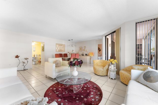 5226 Europa Drive G, Boynton Beach, FL 33437