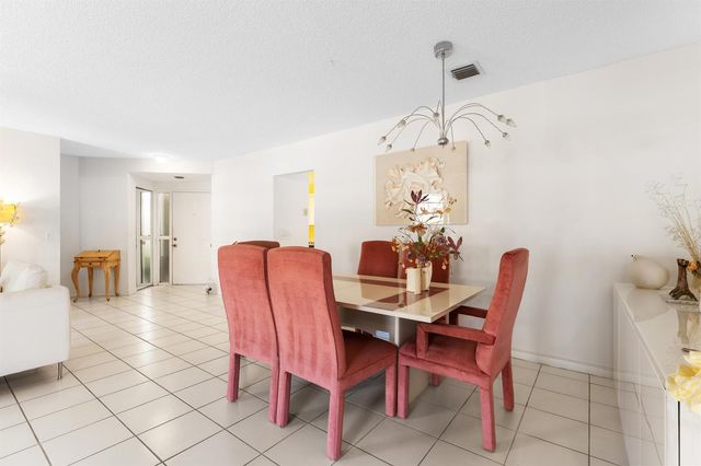 5226 Europa Drive G, Boynton Beach, FL 33437