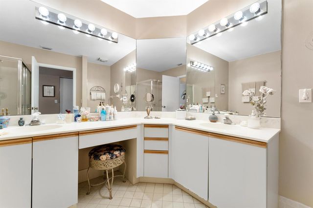 5226 Europa Drive G, Boynton Beach, FL 33437