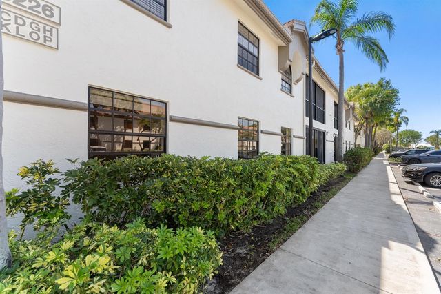 5226 Europa Drive G, Boynton Beach, FL 33437