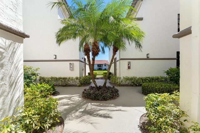 5226 Europa Drive G, Boynton Beach, FL 33437
