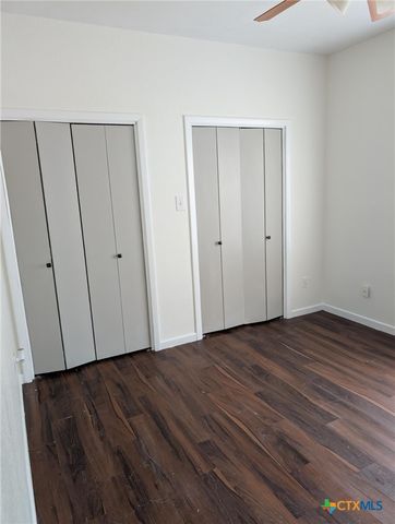 1221 W Hopkins Street 13, San Marcos, TX 78666