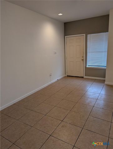 1221 W Hopkins Street 13, San Marcos, TX 78666
