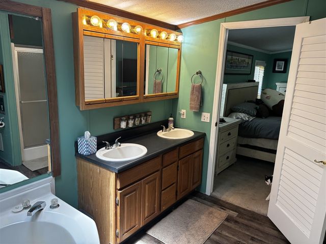 1281 64th Street, Fennville, MI 49408