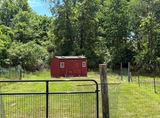1281 64th Street, Fennville, MI 49408