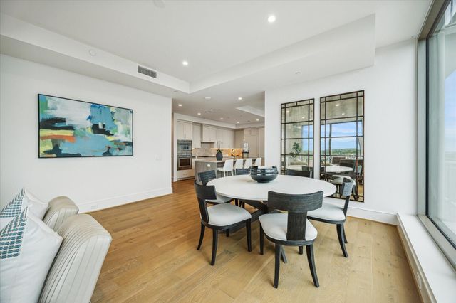 5656 San Felipe Street 506, Houston, TX 77056