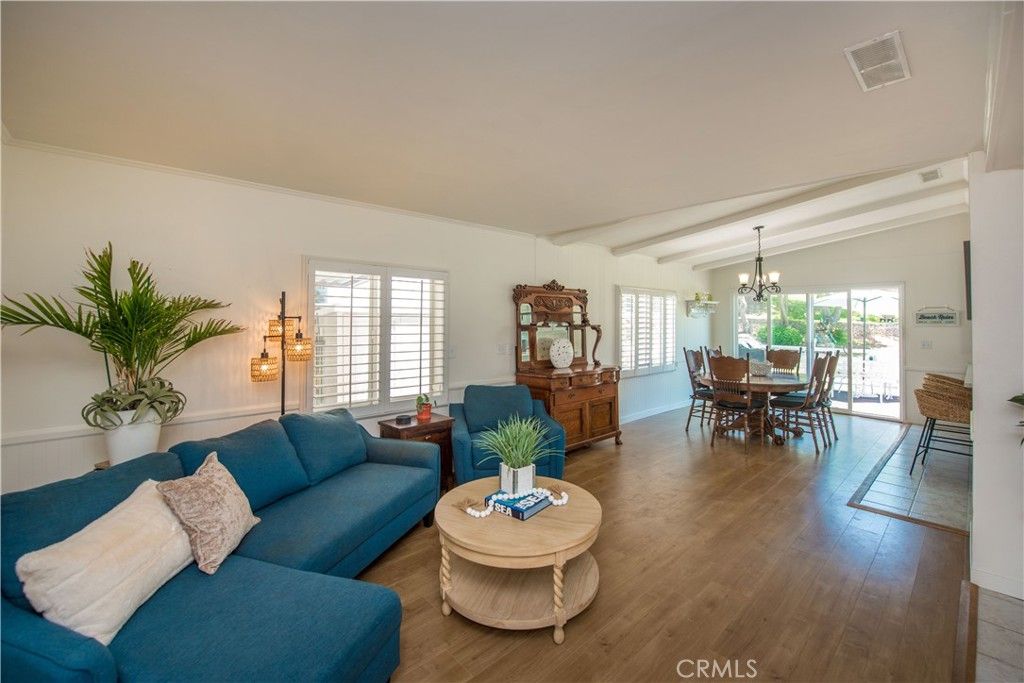Image 13 of property listing at 2275 W 25th Street 12, San Pedro, CA 90732