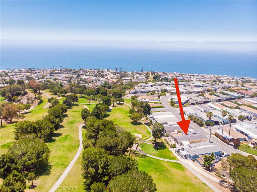 Image 2 of property listing at 2275 W 25th Street 12, San Pedro, CA 90732