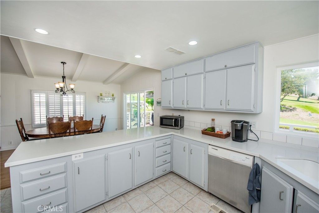 Image 24 of property listing at 2275 W 25th Street 12, San Pedro, CA 90732